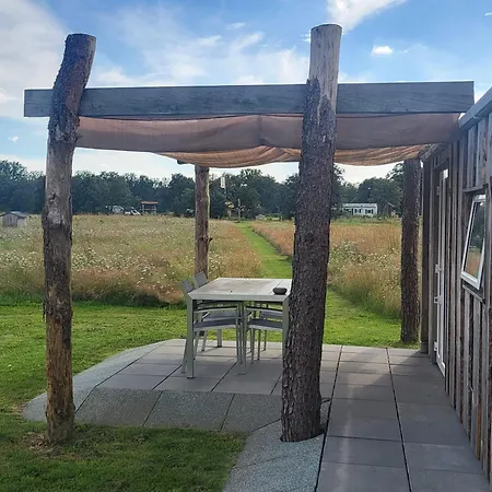 Chalet Hoeve Twente - De Oeverzwaluw Heythuysen
